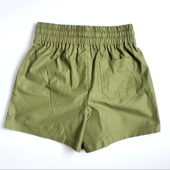NWT Fabletics Camden Cargo Short - Picture 2 of 6